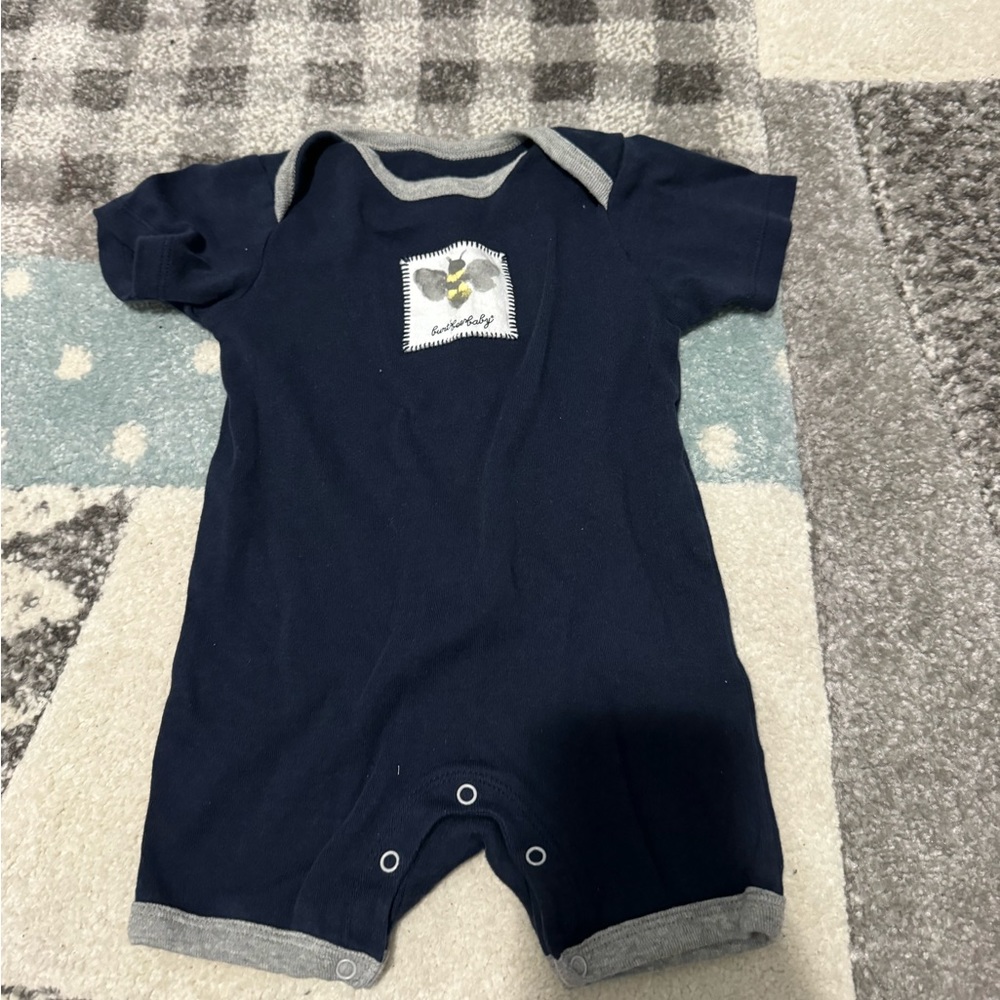 Like New Burt’s Bees 2 piece Romper Set 6-9 Months